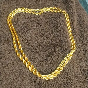 Vintage, gold tone, twisted rope necklace